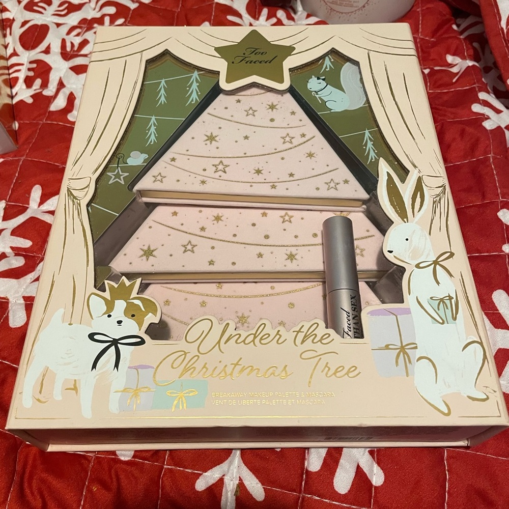 Too faced under the Christmas tree makeup set!!